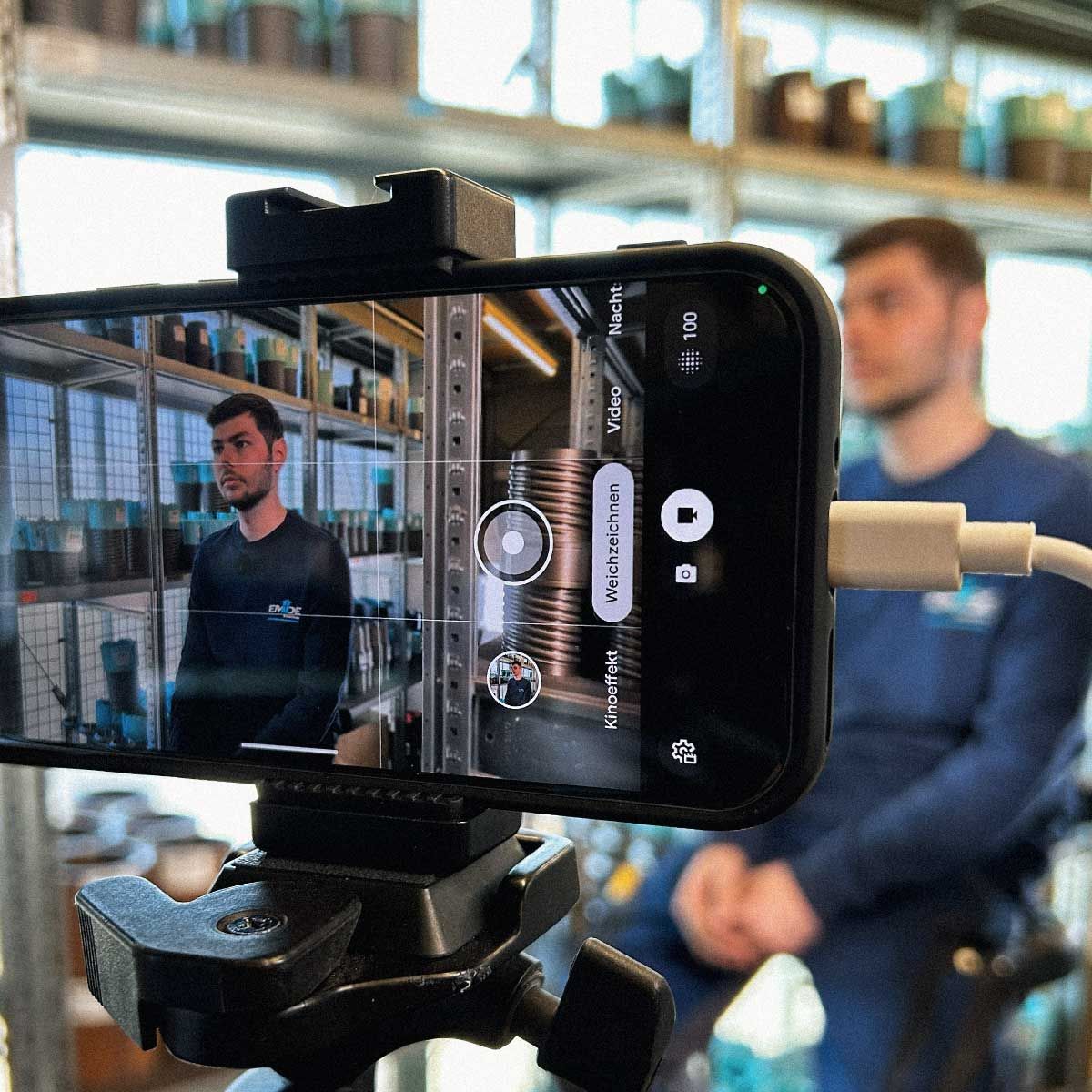 images/projekte/emde-azubi-kampagne/bilder-quadrat-1200x1200px-erich.jpg#joomlaImage://local-images/projekte/emde-azubi-kampagne/bilder-quadrat-1200x1200px-erich.jpg?width=1200&height=1200